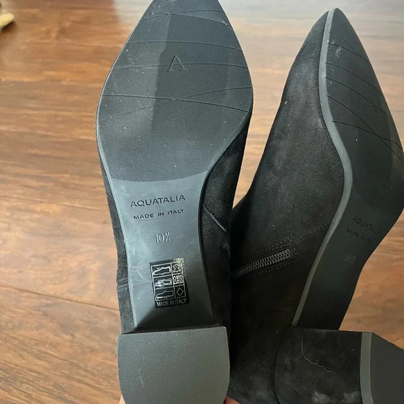 Aquatalia Kayani Boots-NWOT- Black Suede- Size 10.5 - Picture 5 of 9